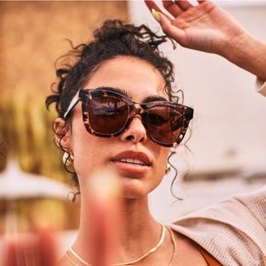 Quay After Hours Polarized Sunglasses in Tortoise